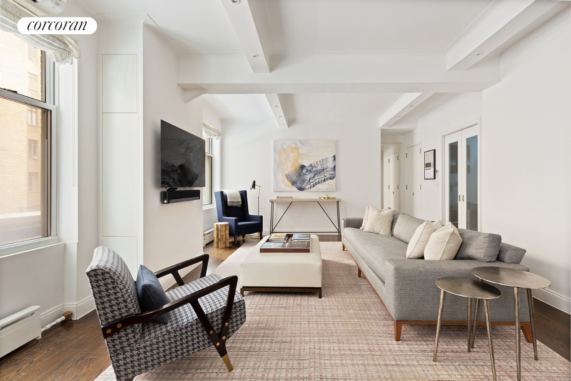 #1 photo, 12 W 72ND Street 2FGH, Манхэттен ‖ Lincoln Square , NY 10023