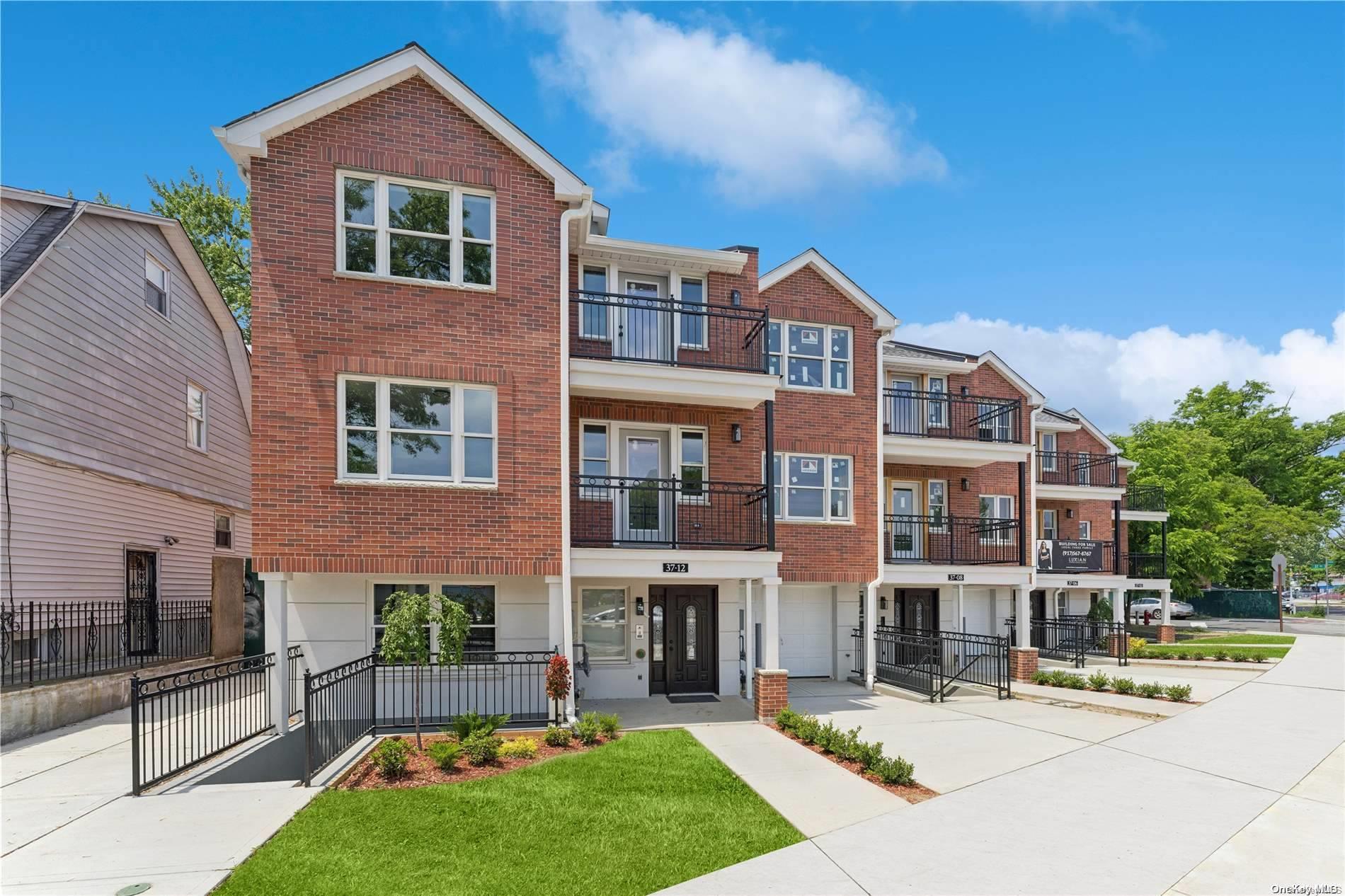 #8 photo, 37-06 Francis Lewis Boulevard, קווינס Bayside , NY 11361