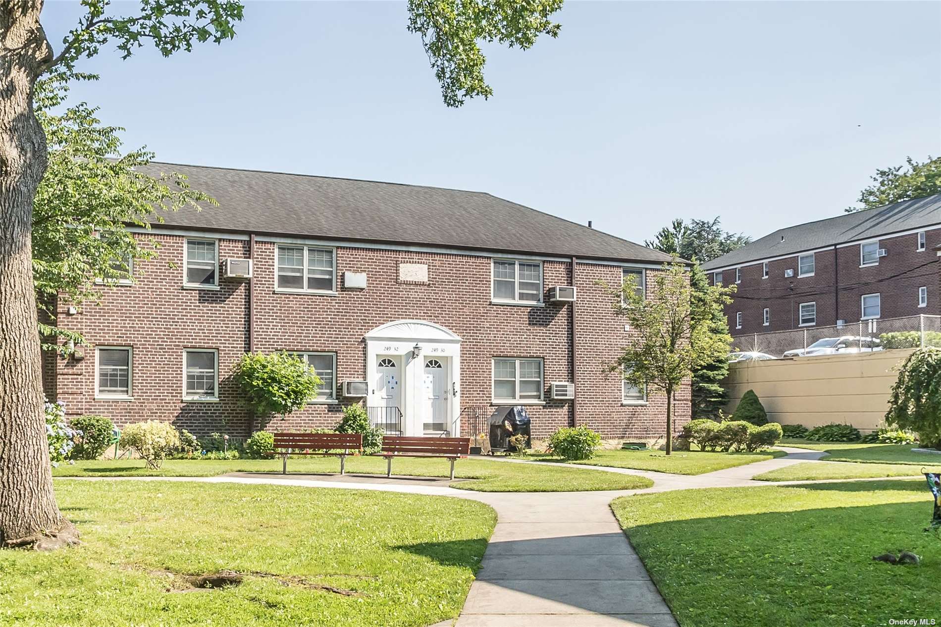 #1 photo, 249-32 60th Avenue, Little Neck , NY 11362