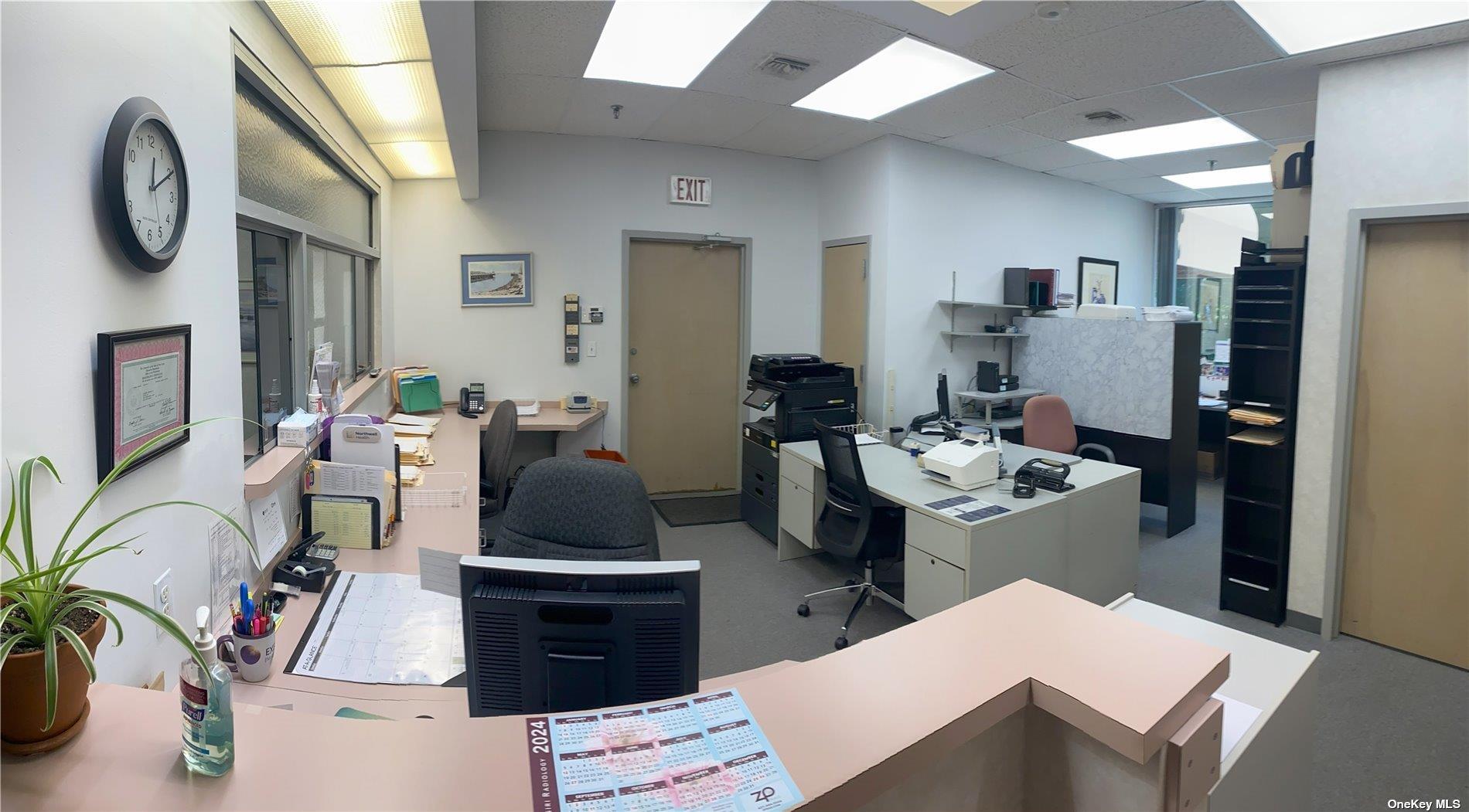 #2 photo, 8 Technology Drive, サフォーク郡 East Setauket , NY 11733