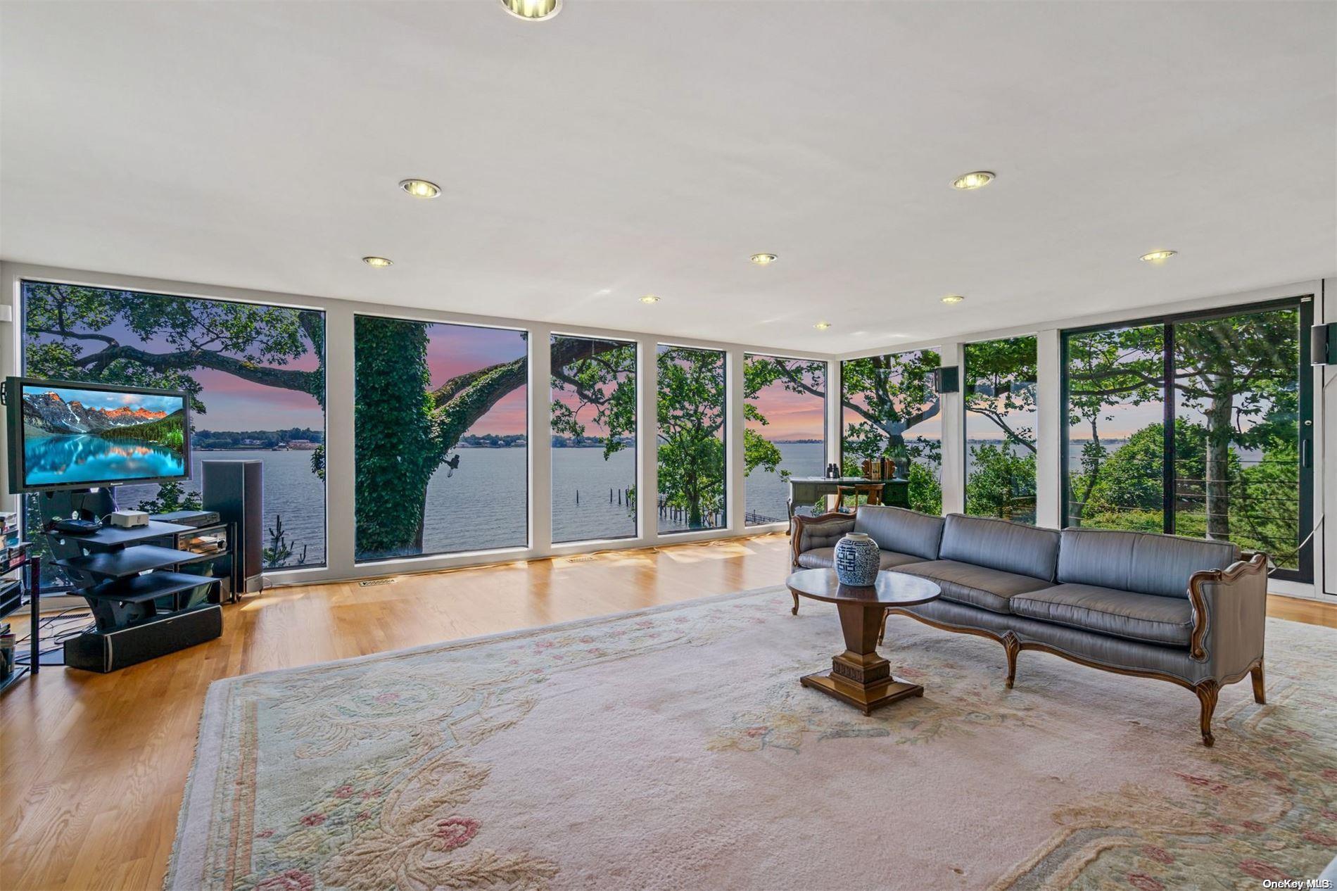 #19 photo, 18 Hicks Lane, ナッソー郡 Sands Point , NY 11050