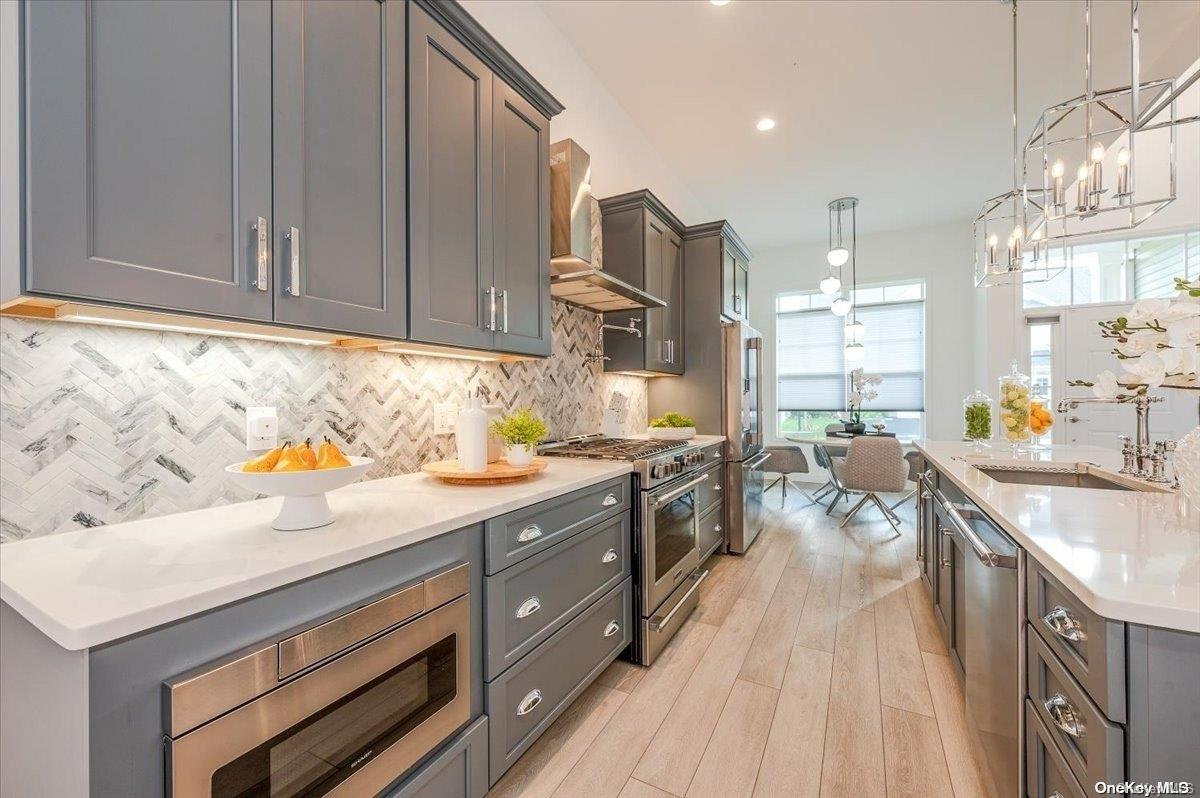 #1 photo, 150 Towering Moon Lane, सफ़ोक काउंटी Yaphank , NY 11980