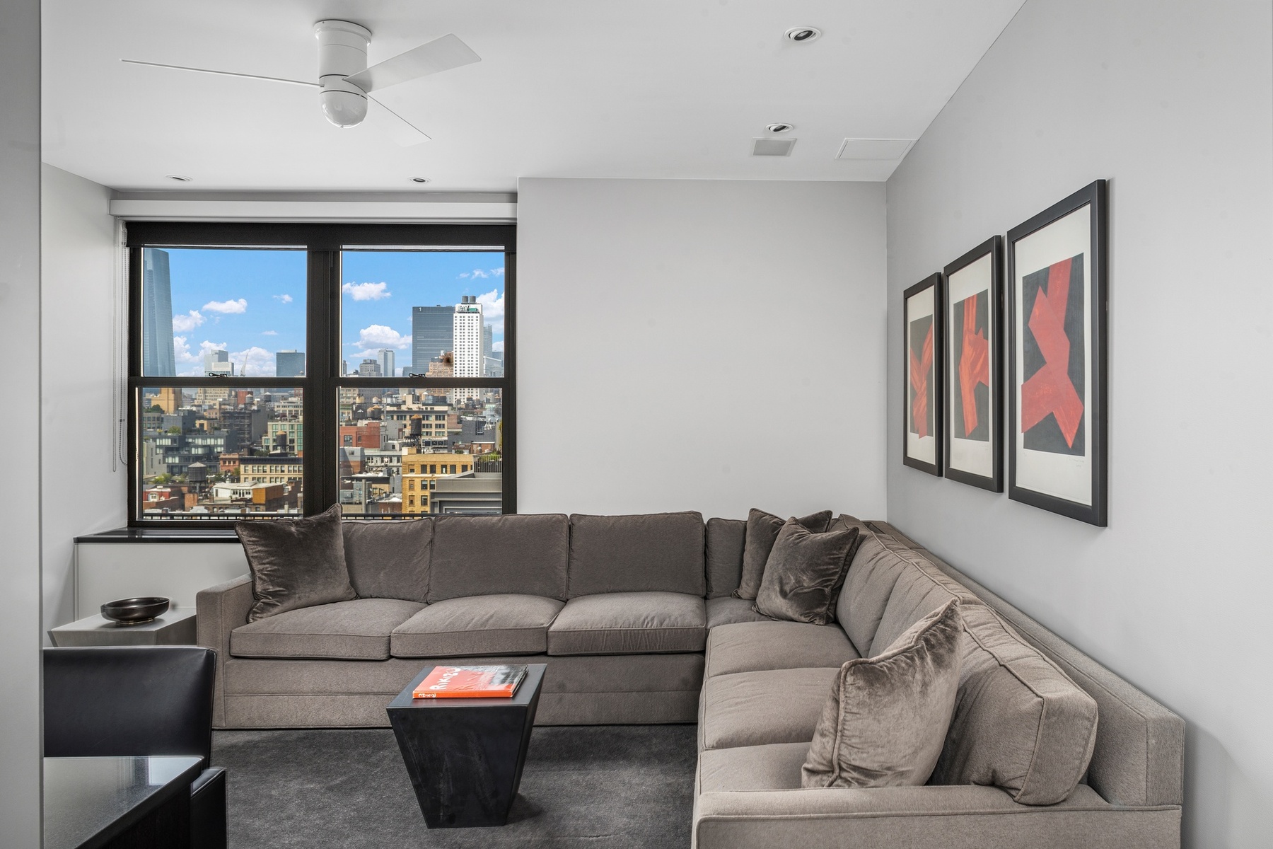 #14 photo, 65 W 13th Street, マンハッタン Greenwich Village , NY 10011