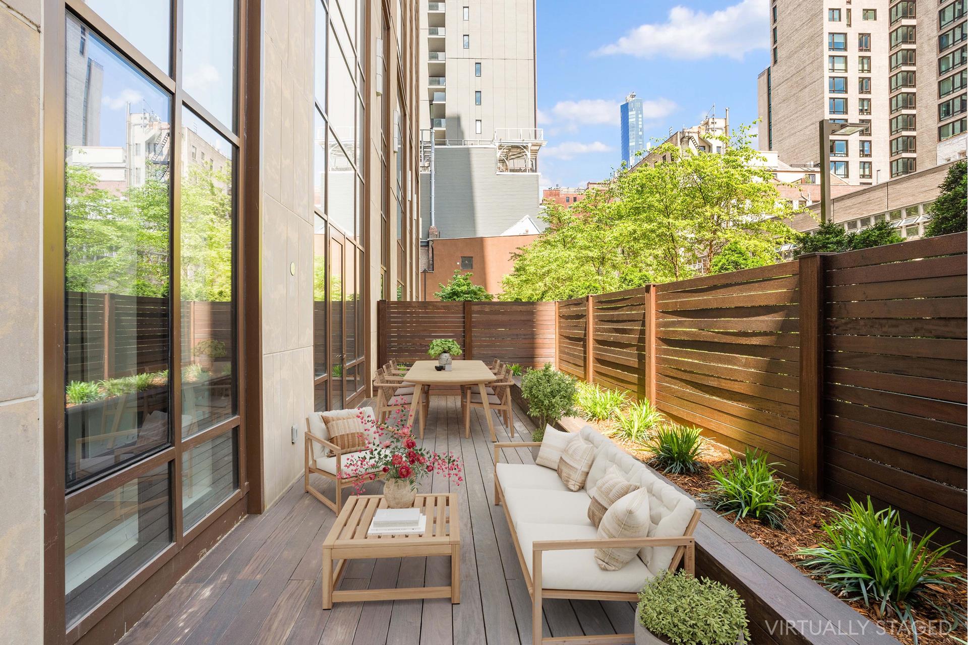 #3 photo, 215 E 19TH Street, マンハッタン Gramercy Park , NY 10003