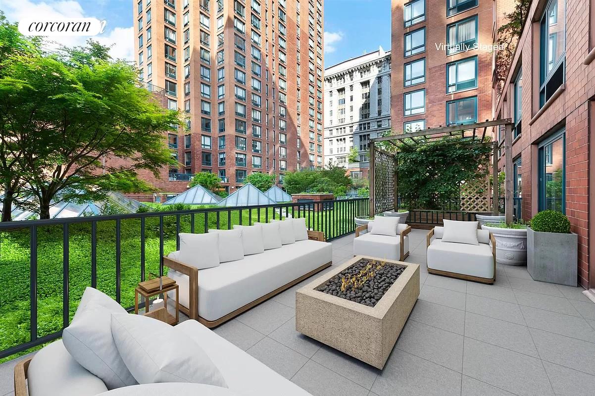 #1 photo, 1 Irving Place U7G, Union Square Park , NY 10003