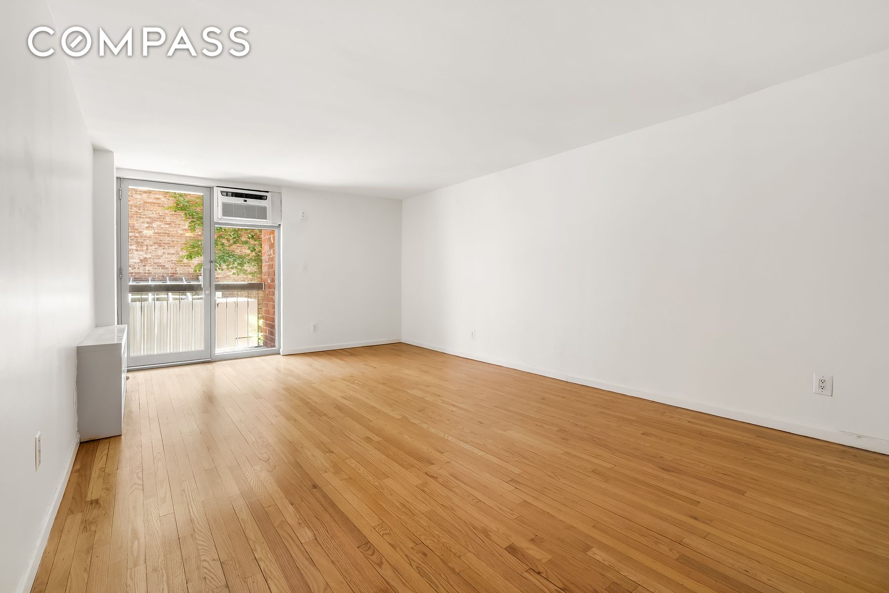 #1 photo, 184 Thompson Street MB, Greenwich Village , NY 10012