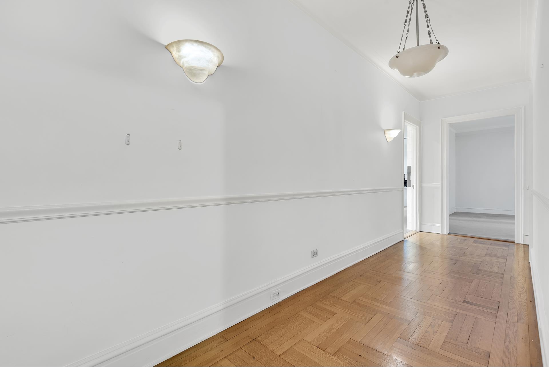 #9 photo, 1105 PARK Avenue, Carnegie Hill , NY 10128