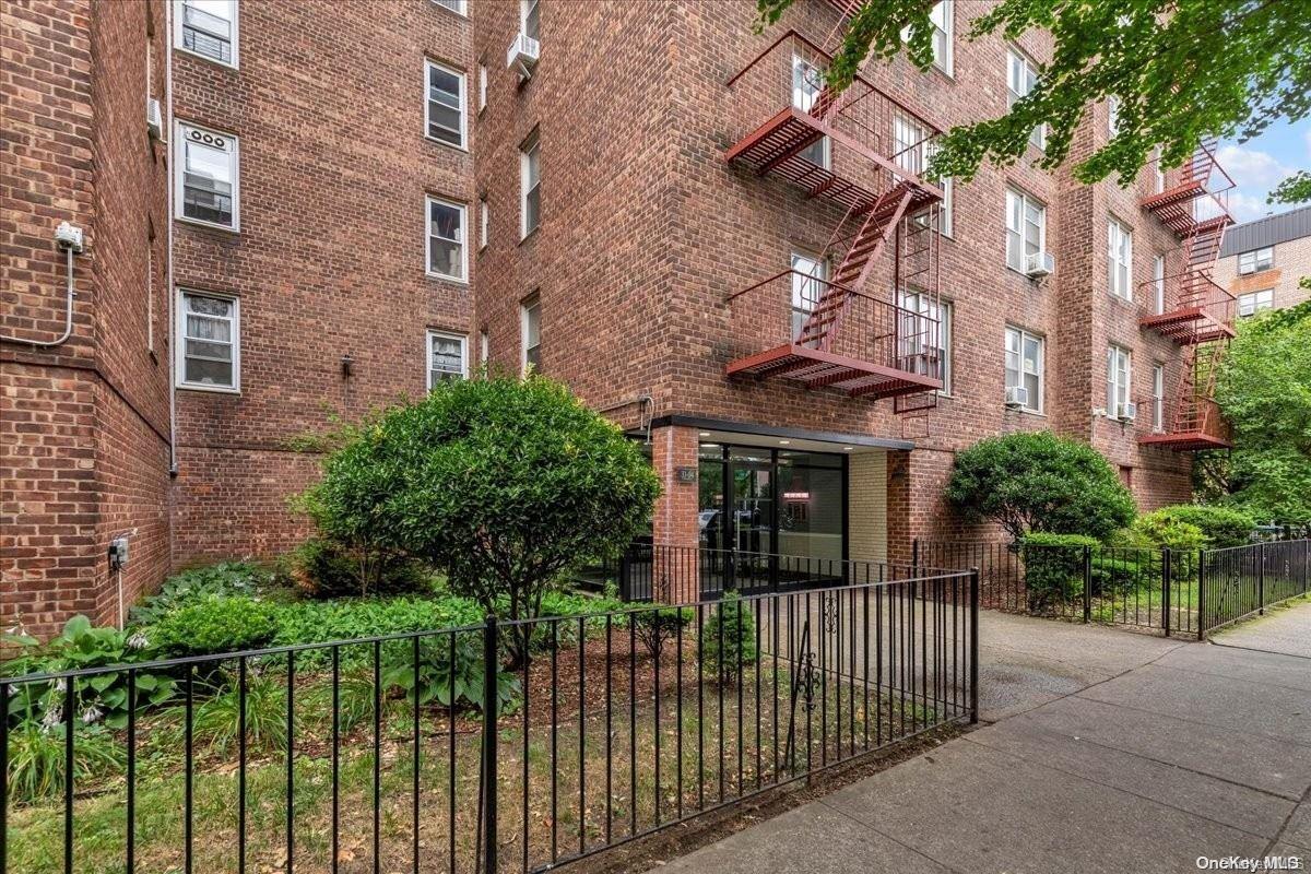 #18 photo, 33-04 91 Street, 皇后區 傑克遜高地 Jackson Heights , NY 11372