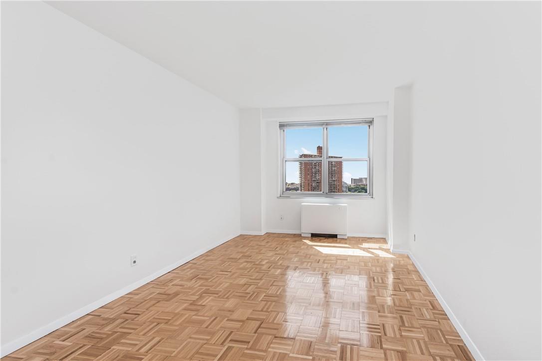 #5 photo, 555 Kappock Street, Bronx , NY 10463