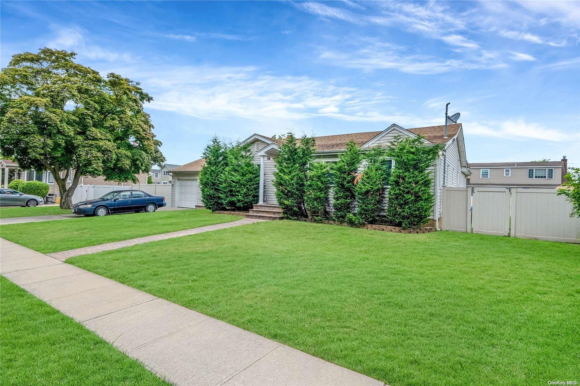 #3 photo, 263 N Park Drive, 롱 아일랜드 Massapequa , NY 11758