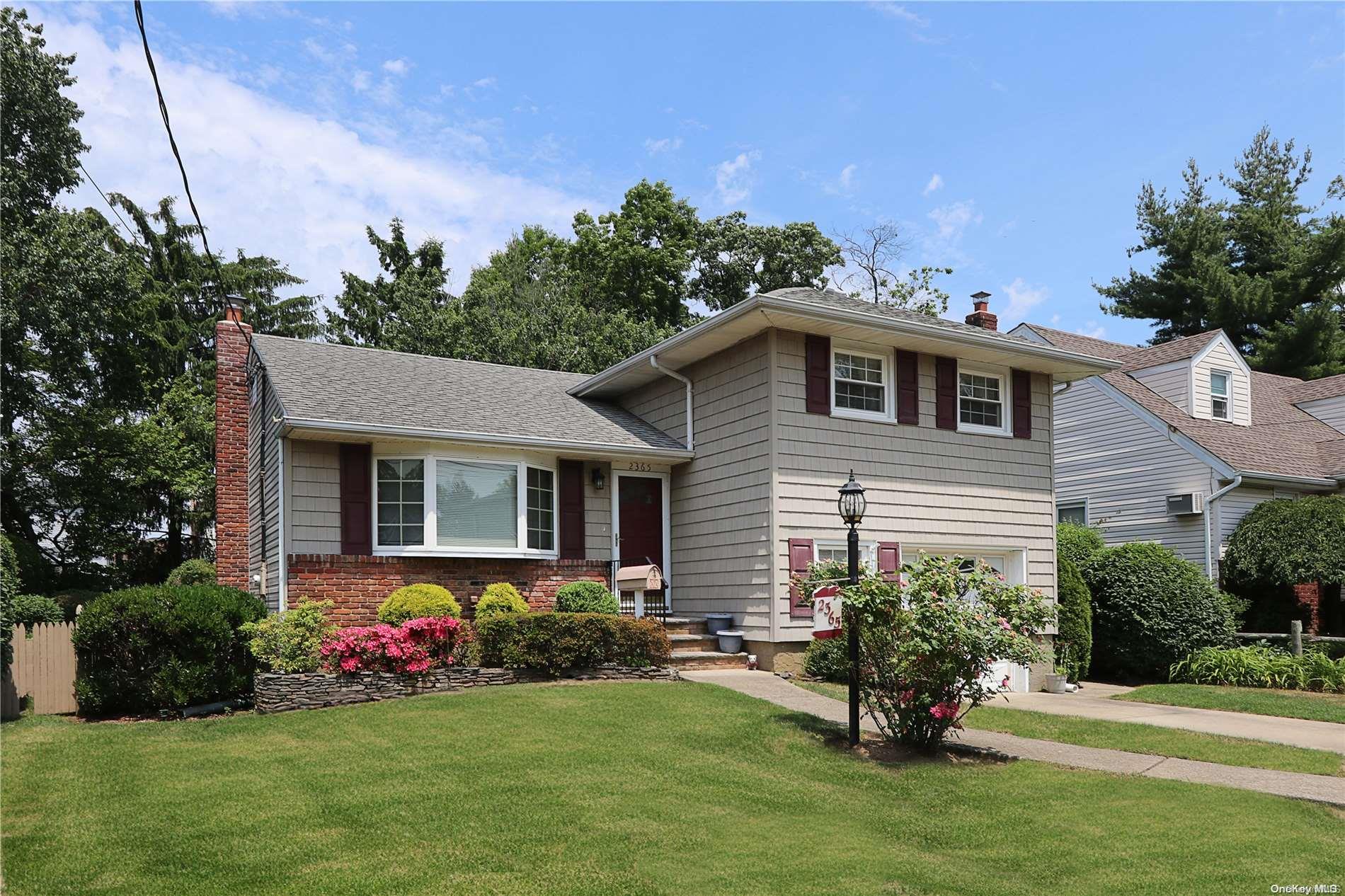 #1 photo, 2365 Hamilton Avenue, Bellmore , NY 11710