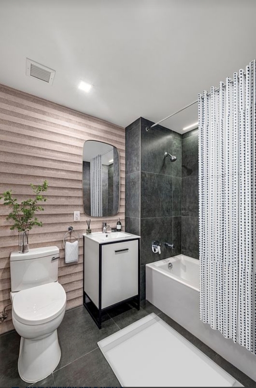 #3 photo, 299 E 161st Street, ブロンクス区 Concourse Village , NY 10451