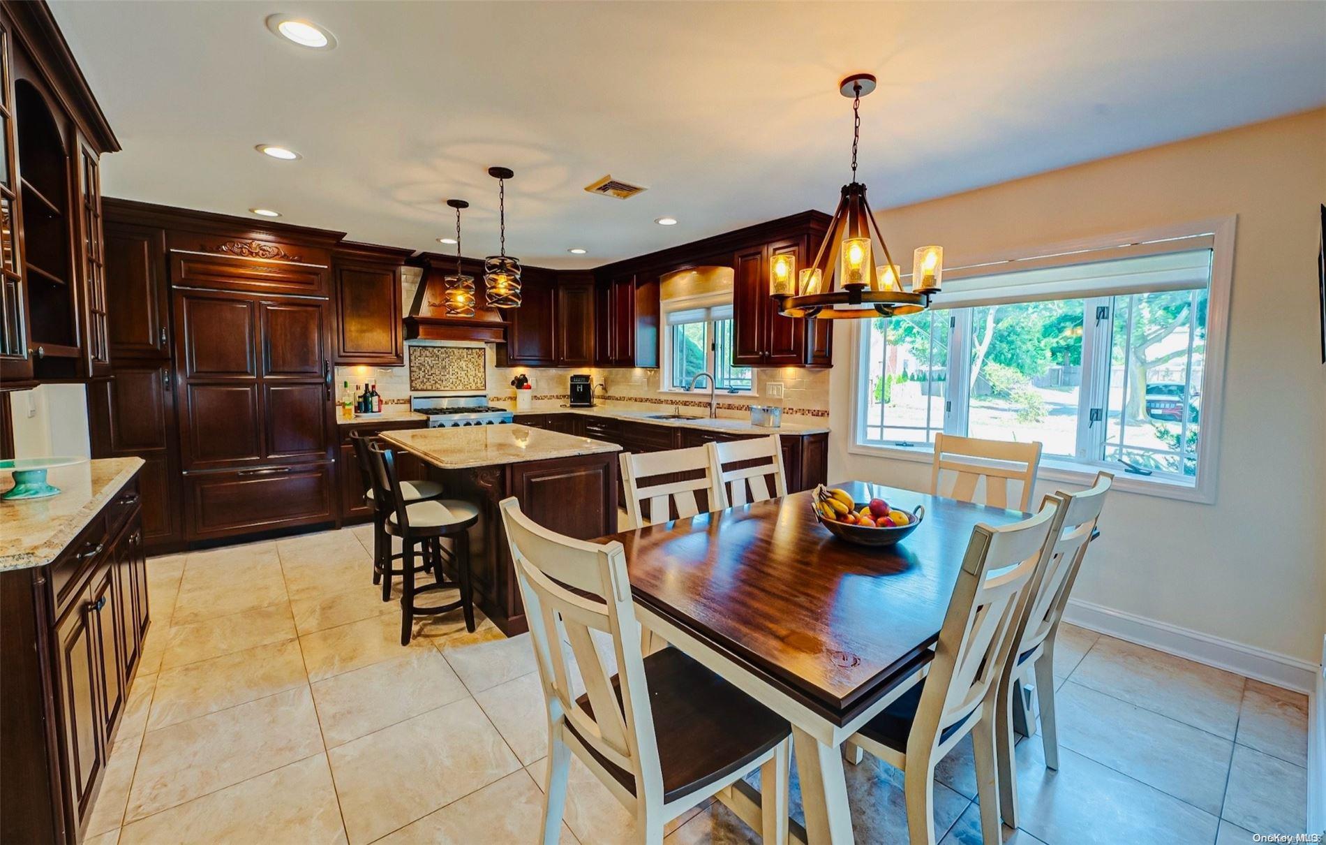 #1 photo, 34 Hitherdell Lane, North Babylon , NY 11703