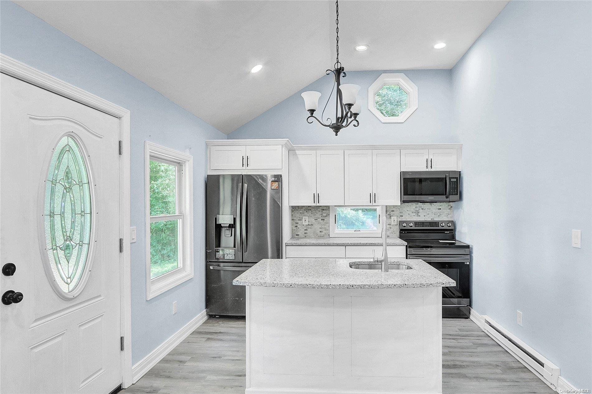 #10 photo, 46 Bernstein Boulevard, サフォーク郡 Center Moriches , NY 11934