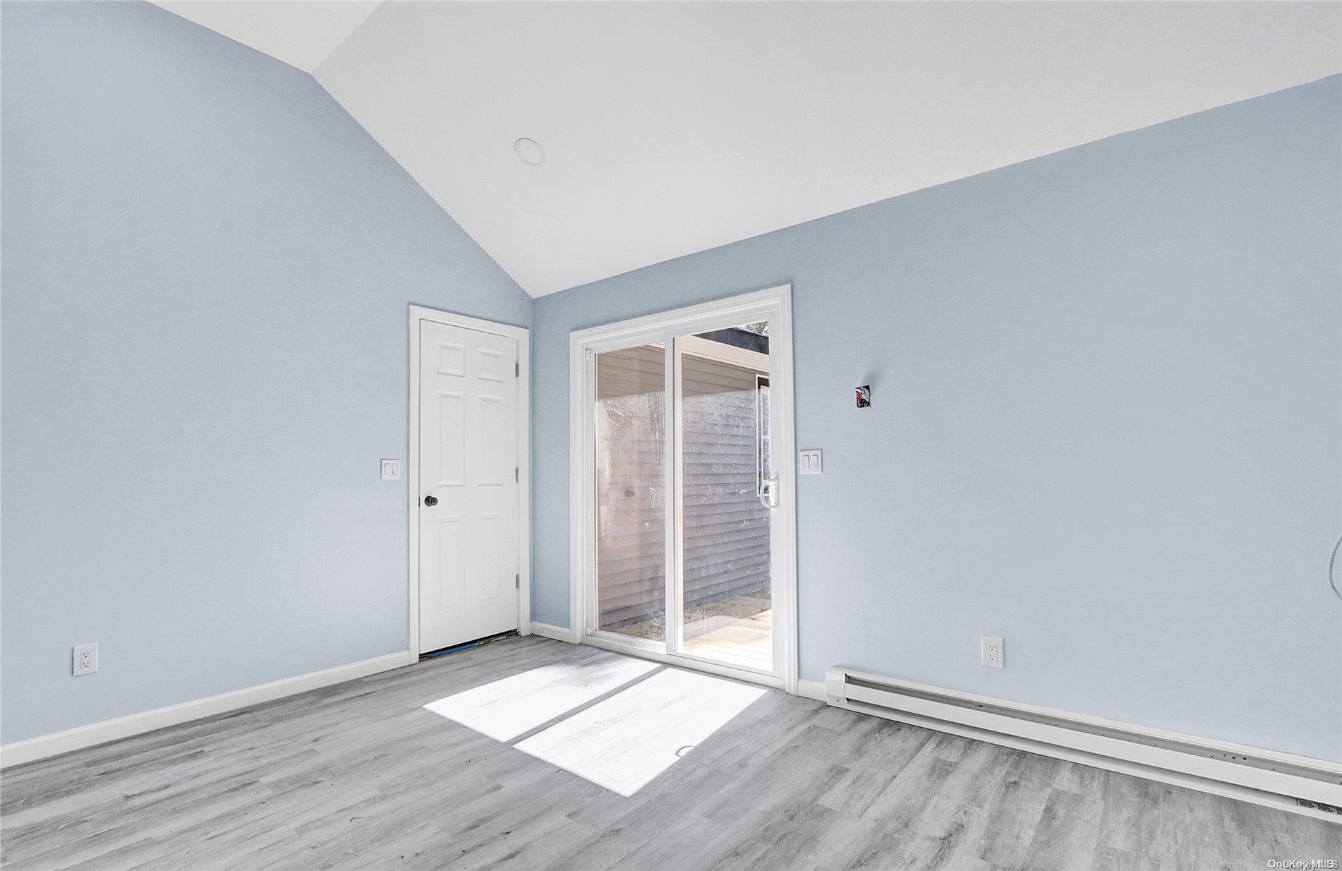 #17 photo, 46 Bernstein Boulevard, サフォーク郡 Center Moriches , NY 11934