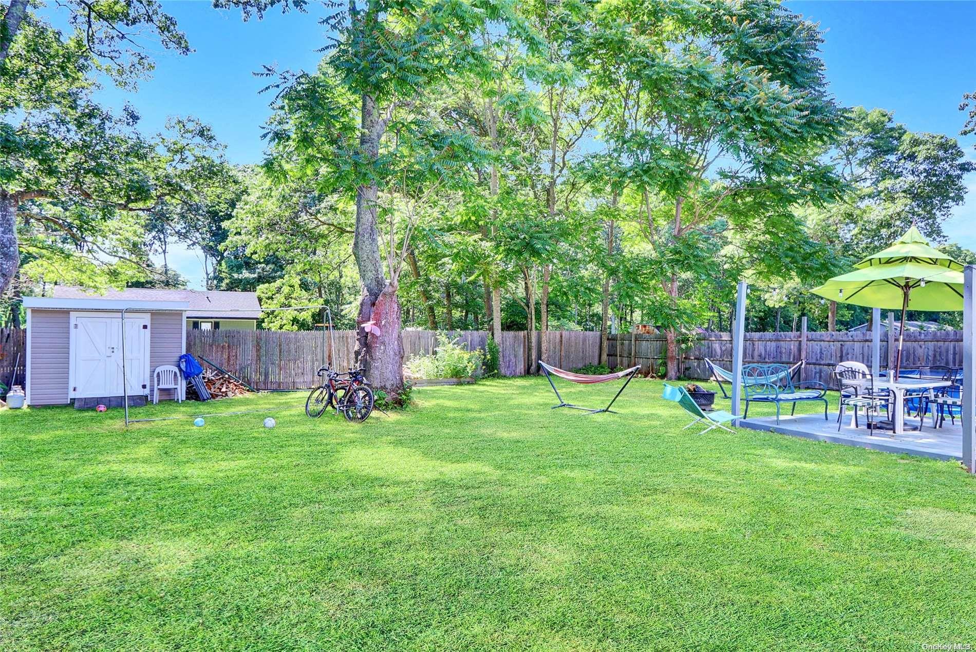 #3 photo, 46 Bernstein Boulevard, サフォーク郡 Center Moriches , NY 11934