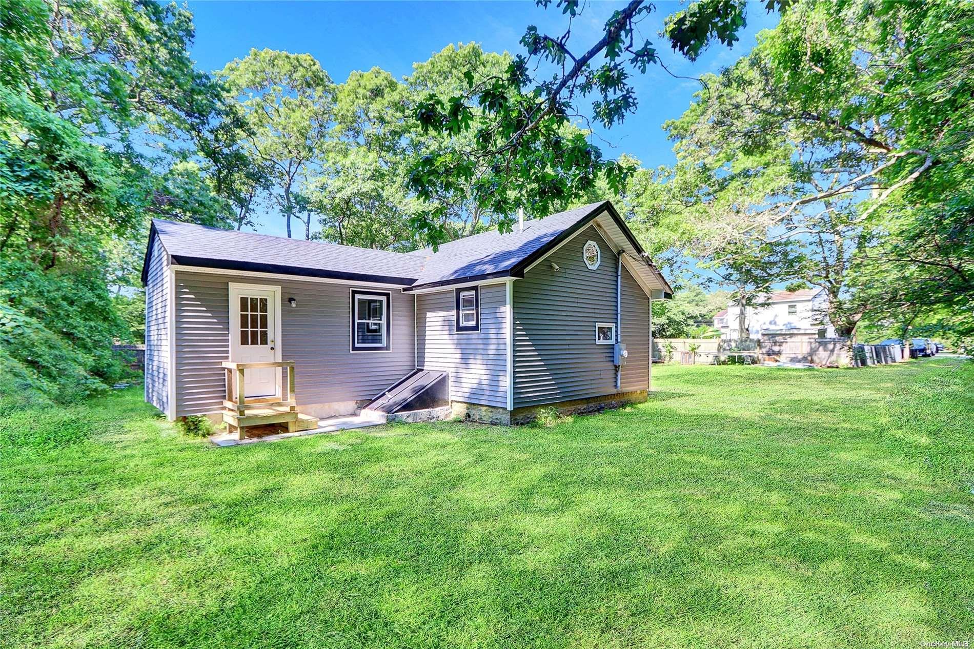 #7 photo, 46 Bernstein Boulevard, サフォーク郡 Center Moriches , NY 11934