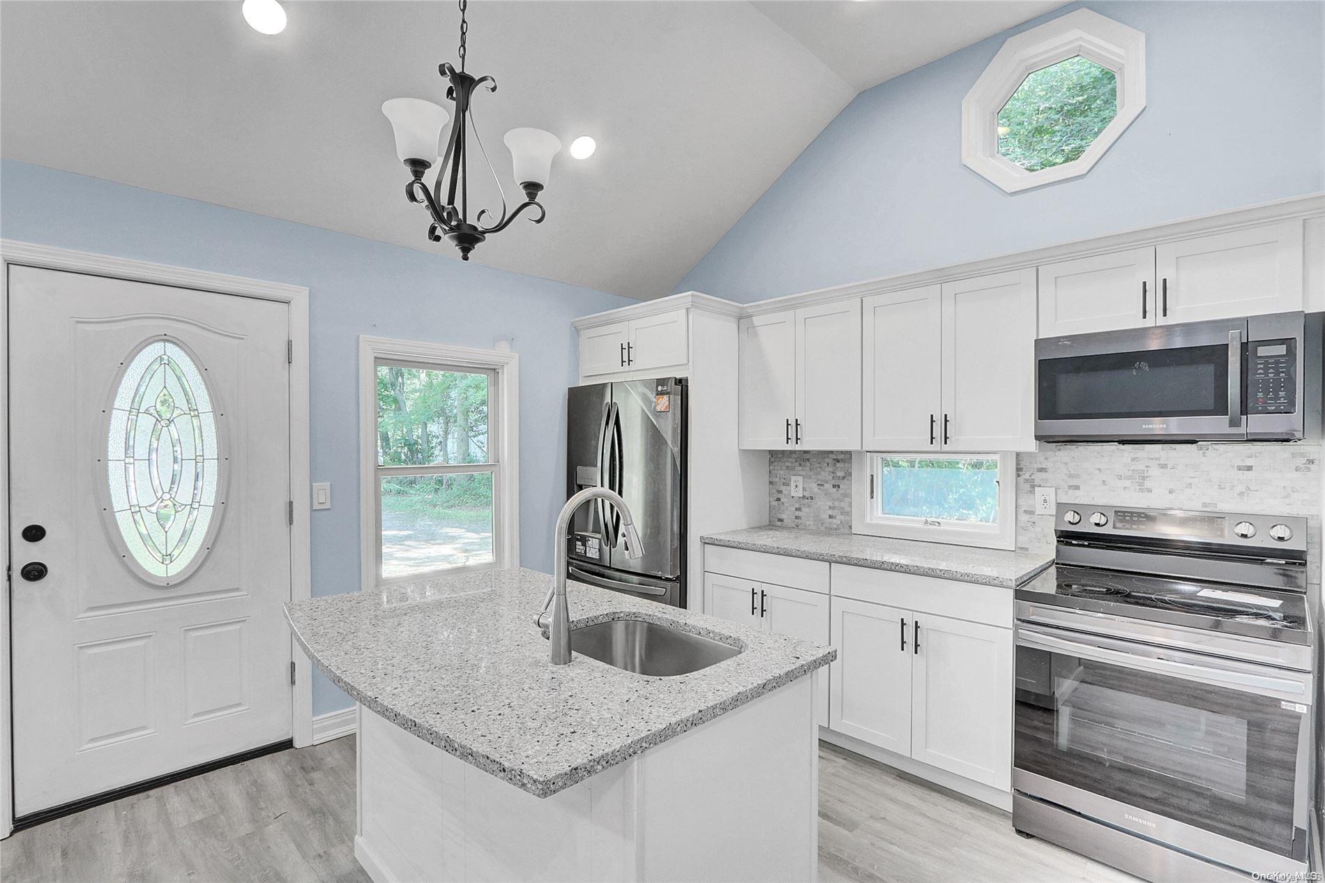 #9 photo, 46 Bernstein Boulevard, サフォーク郡 Center Moriches , NY 11934