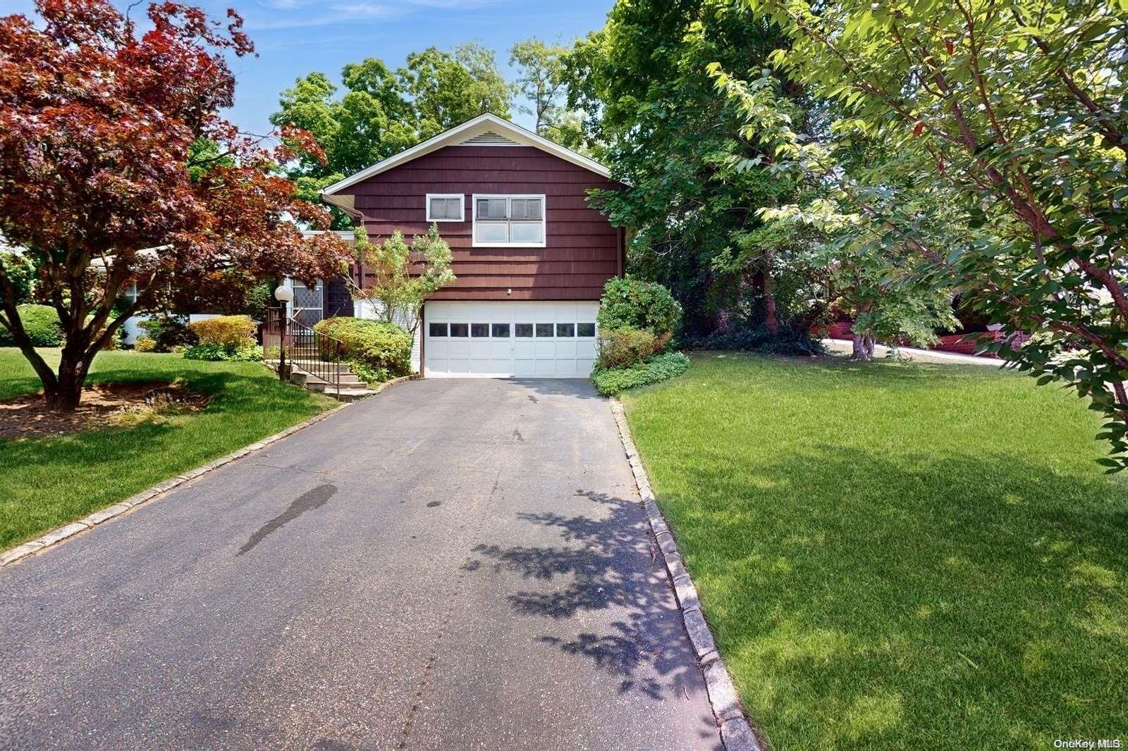 #1 photo, 3 Talbot Drive, Lake Success , NY 11020