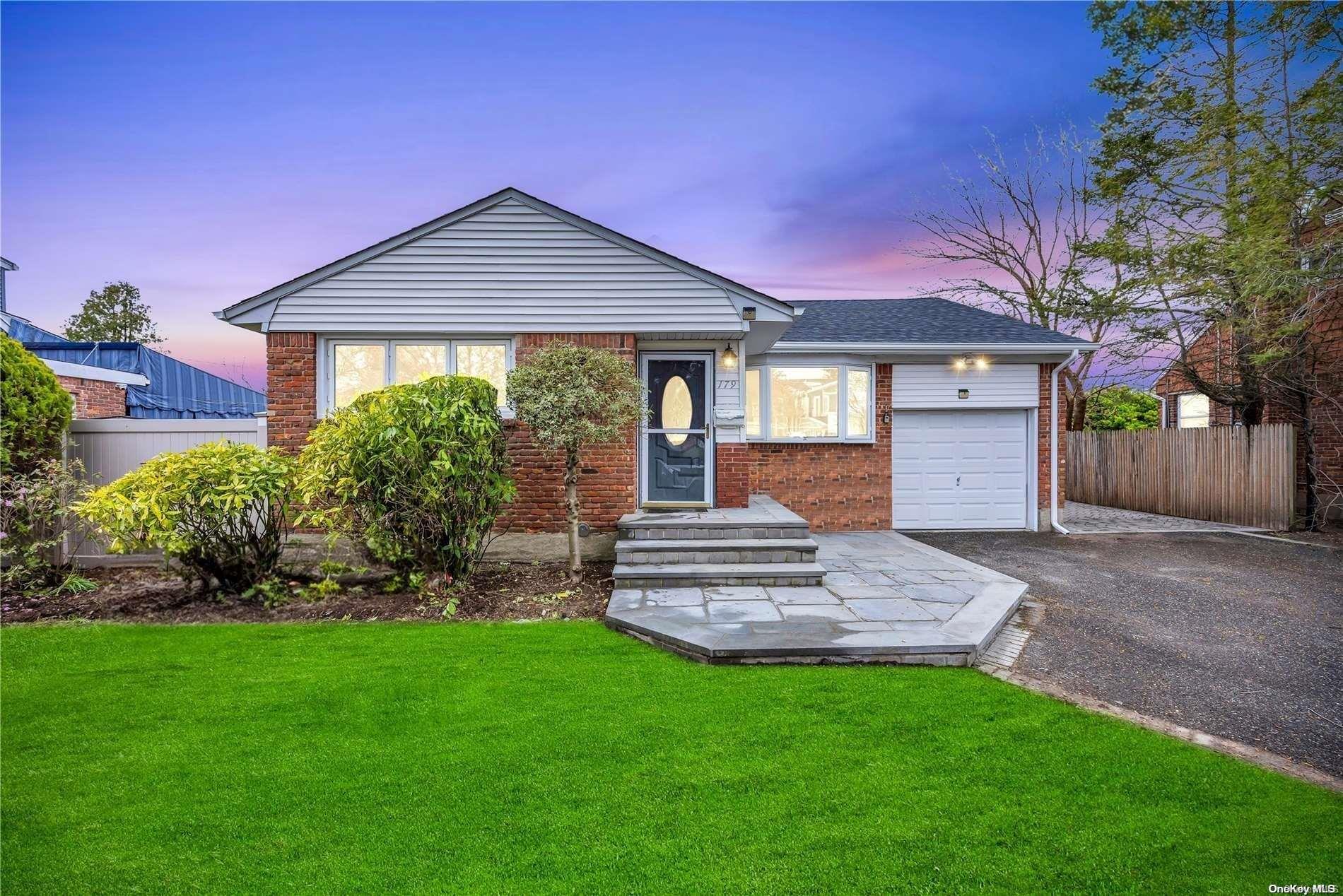 #1 photo, 179 Floral Avenue, Plainview , NY 11803