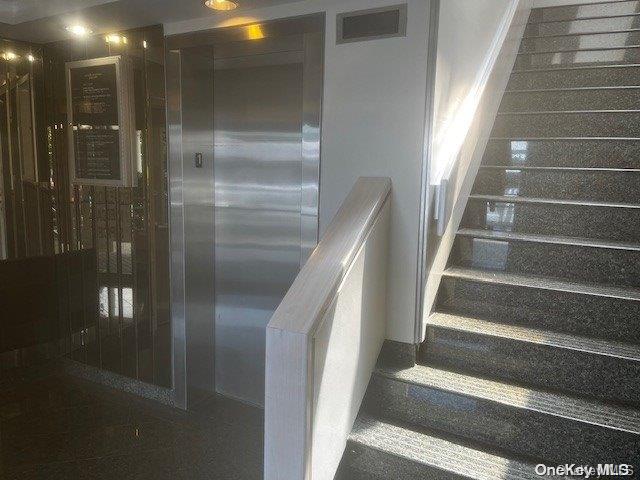 #4 photo, 1035 Park Boulevard, ナッソー郡 Massapequa Park , NY 11762