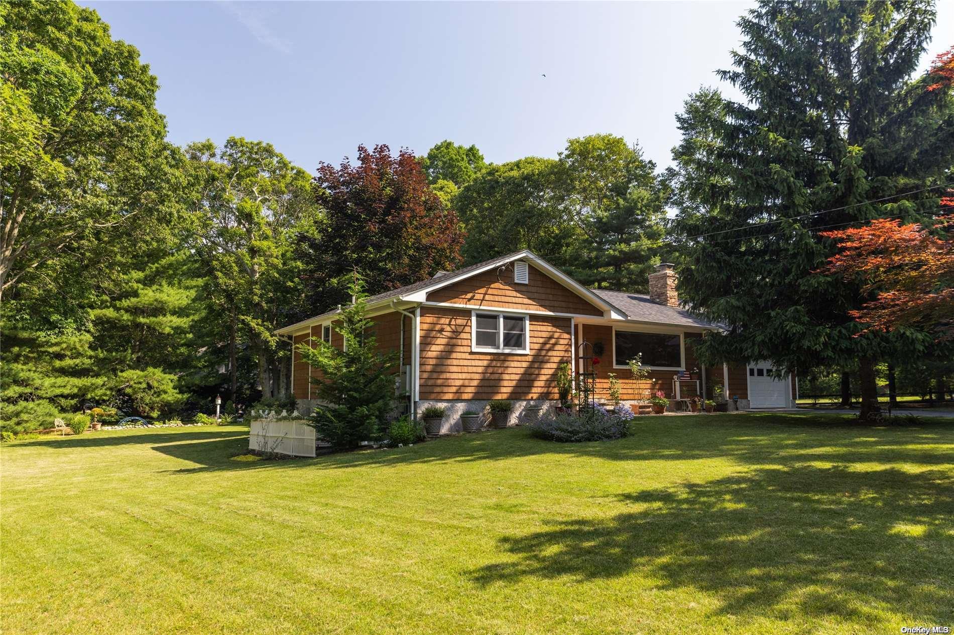 #1 photo, 900 Midwood Road, 東長島 Cutchogue , NY 11935