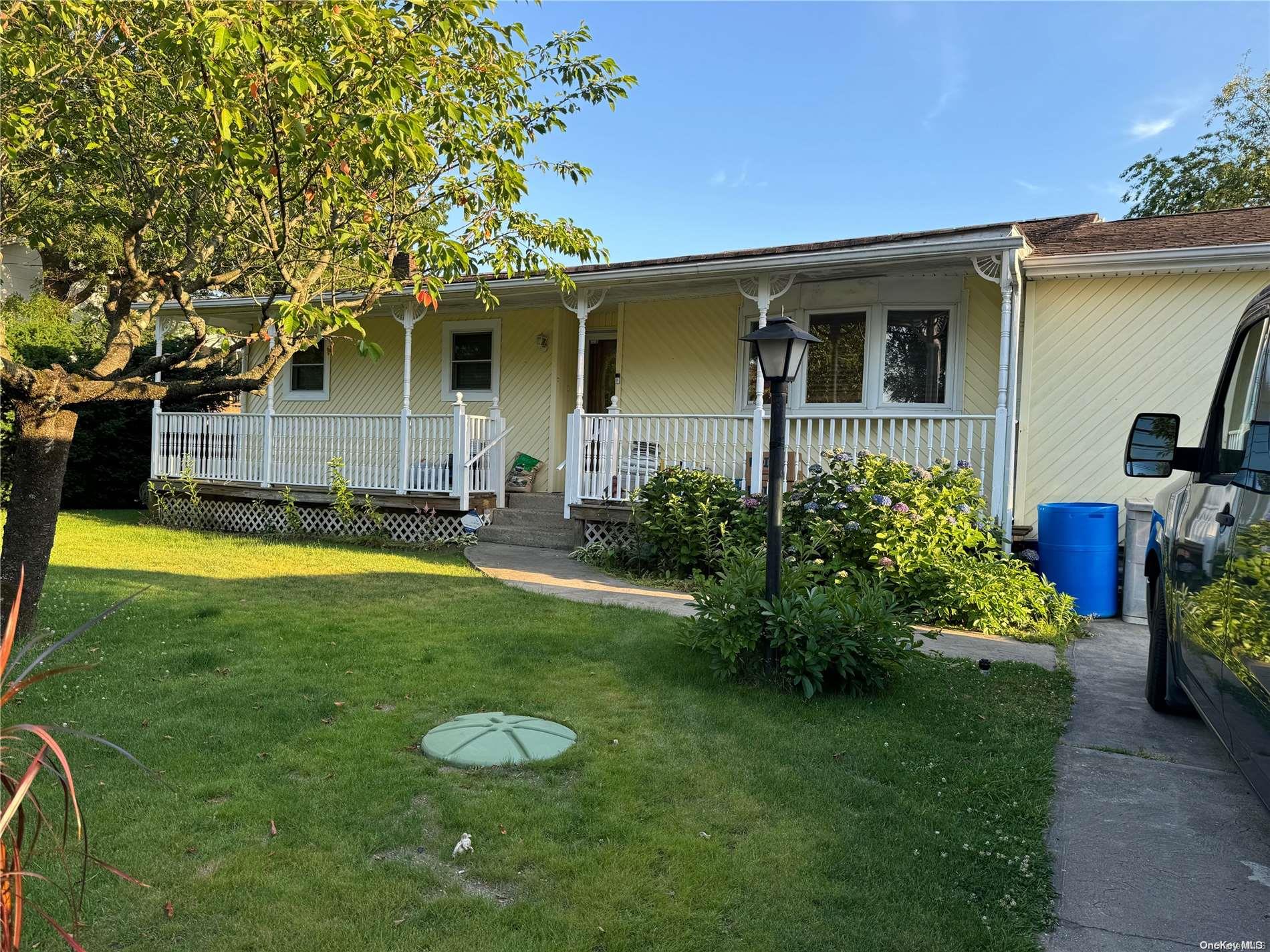 #1 photo, 62 Centerwood Street, West Babylon , NY 11704