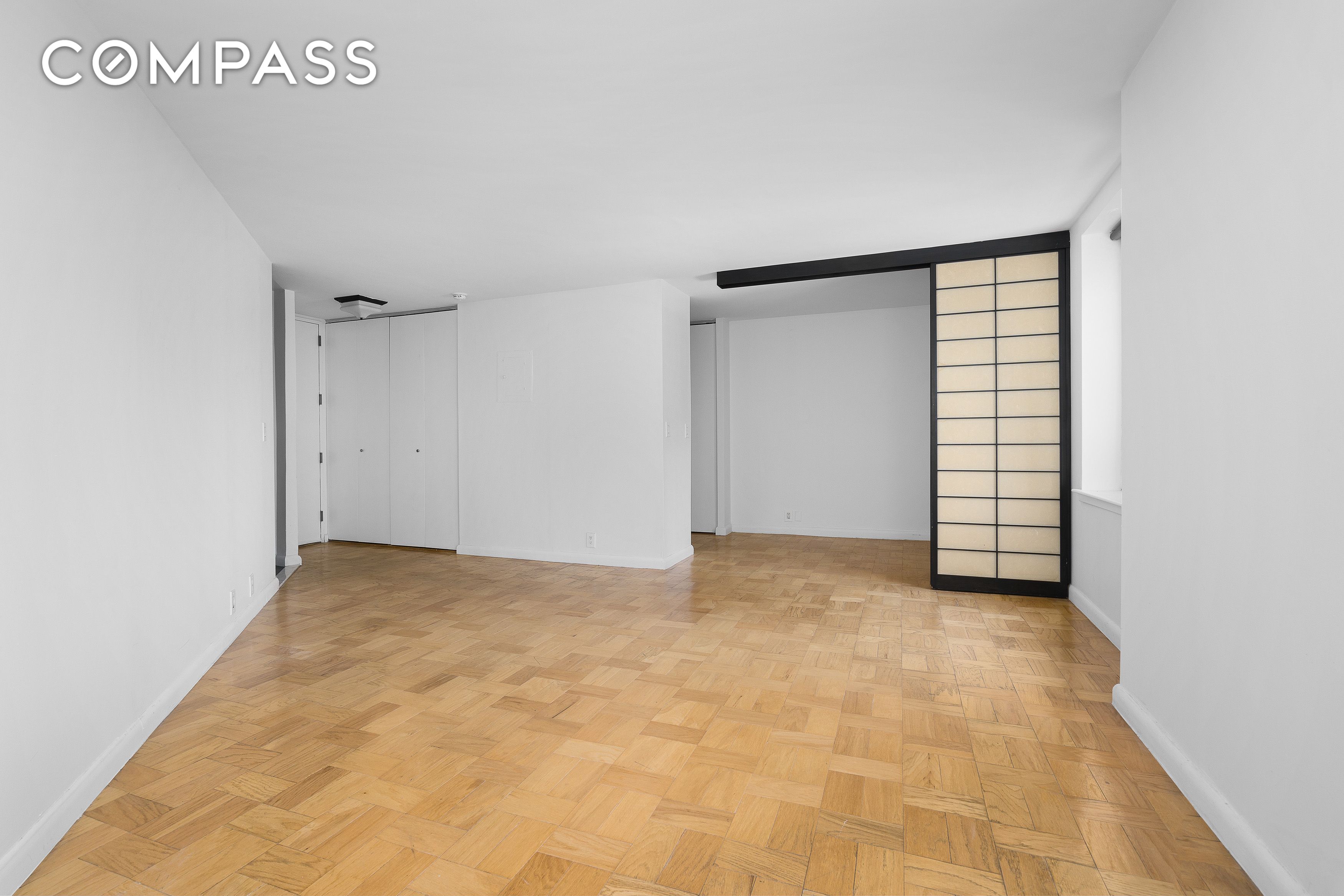 #1 photo, 415 E 37th Street, Murray Hill , NY 10016