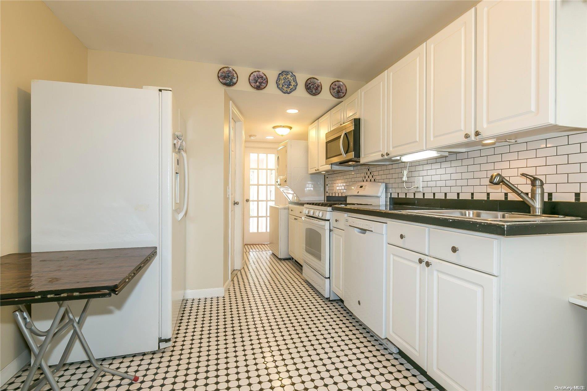 #1 photo, 226 Jefferson, Mineola , NY 11501