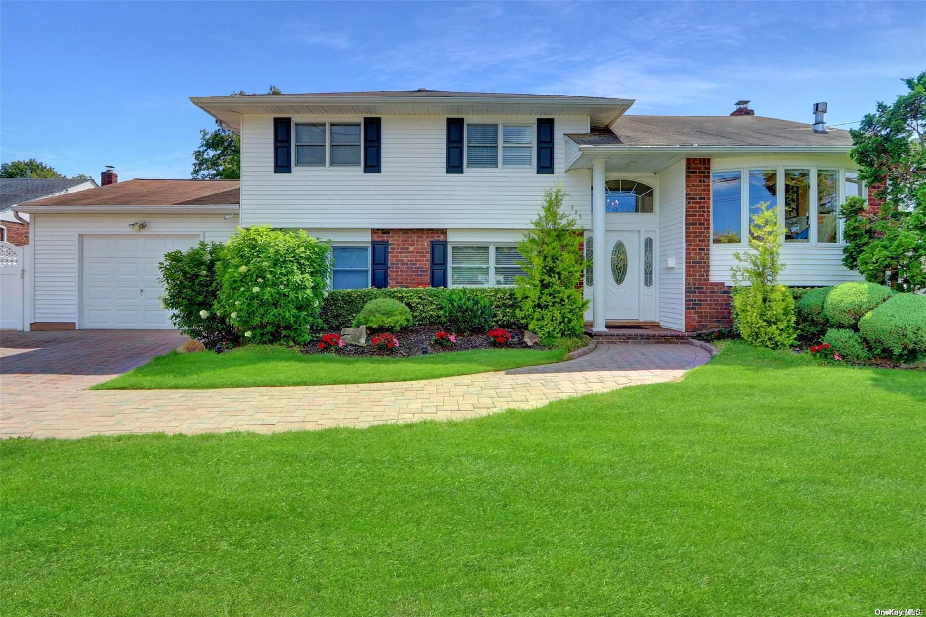 #1 photo, 323 Violet Street, Massapequa Park , NY 11762