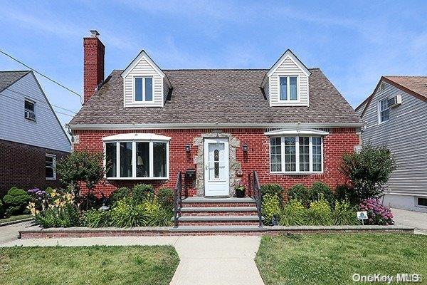 #1 photo, 39 Bismark Avenue, Valley Stream , NY 11581