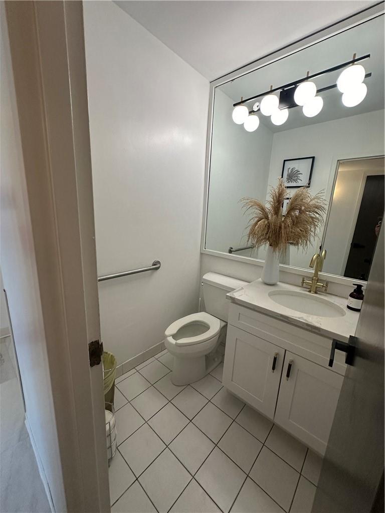 #14 photo, 56 Doyer Avenue, White Plains , NY 10605