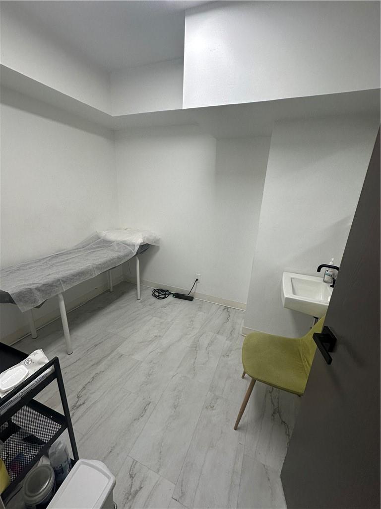 #9 photo, 56 Doyer Avenue, White Plains , NY 10605