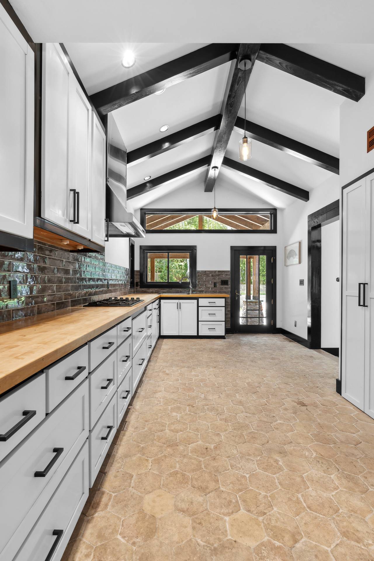 #19 photo, 601 Majors Path, サフォーク郡 Southampton , NY 11968