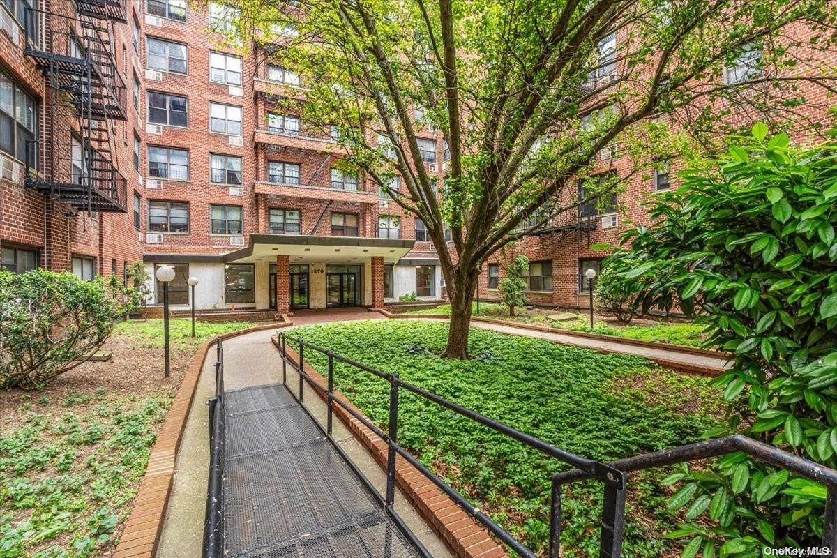 #7 photo, 1270 E 51st, 布鲁克林 Brooklyn , NY 11234