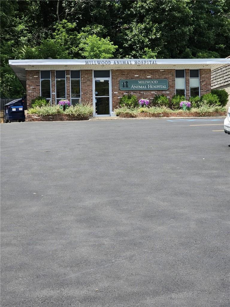 #19 photo, 227 Saw Mill River Road, Millwood , NY 10546