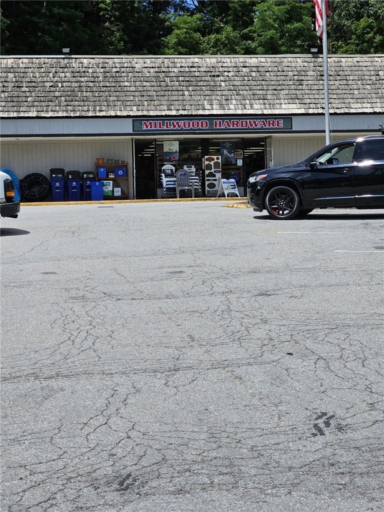 #20 photo, 227 Saw Mill River Road, Millwood , NY 10546