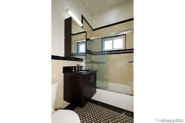 #9 photo, 234 River Avenue, サフォーク郡 Patchogue , NY 11772