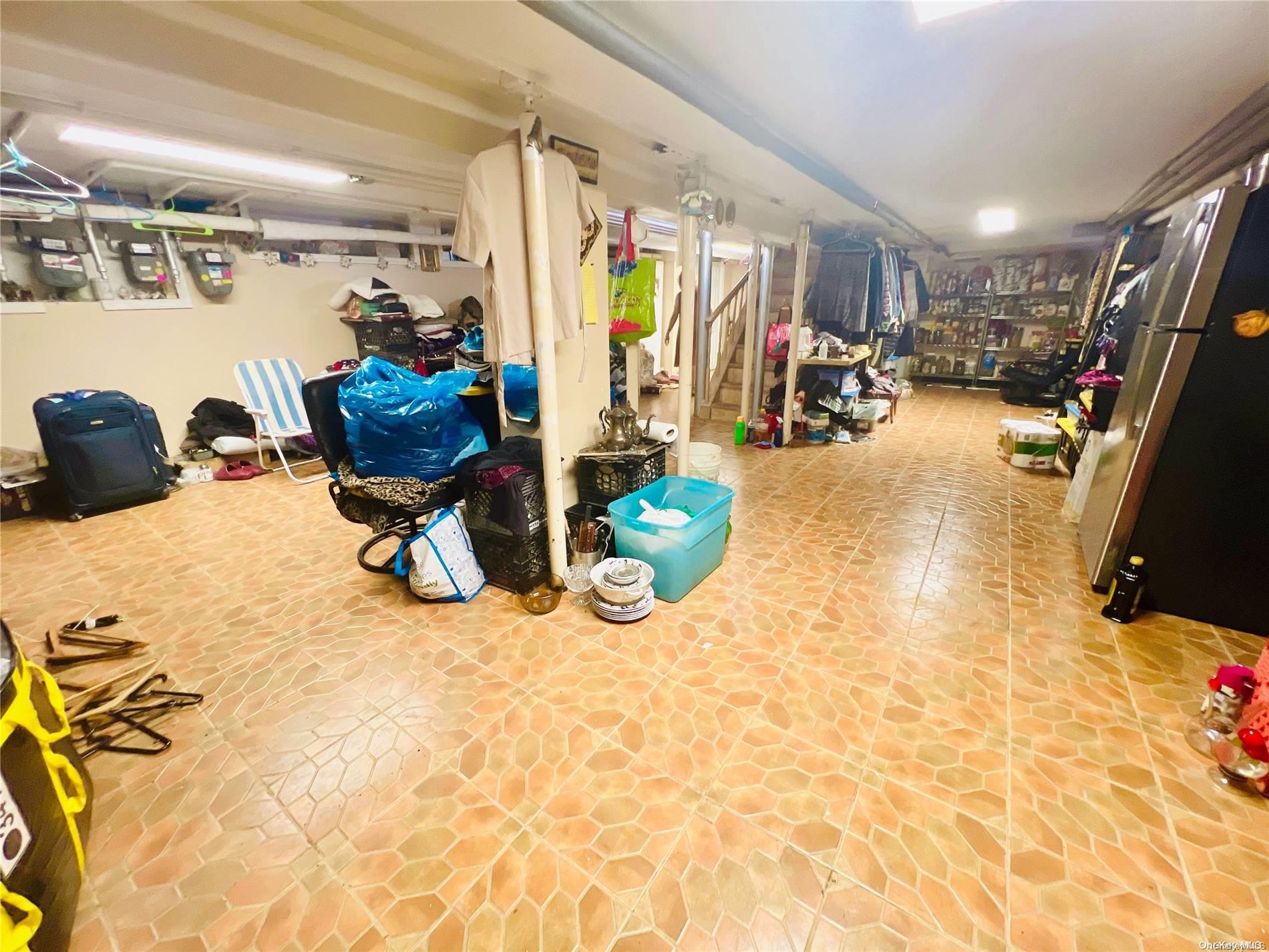 #18 photo, 23-58 38th Street, クイーンズ区 Long Island City , NY 11105