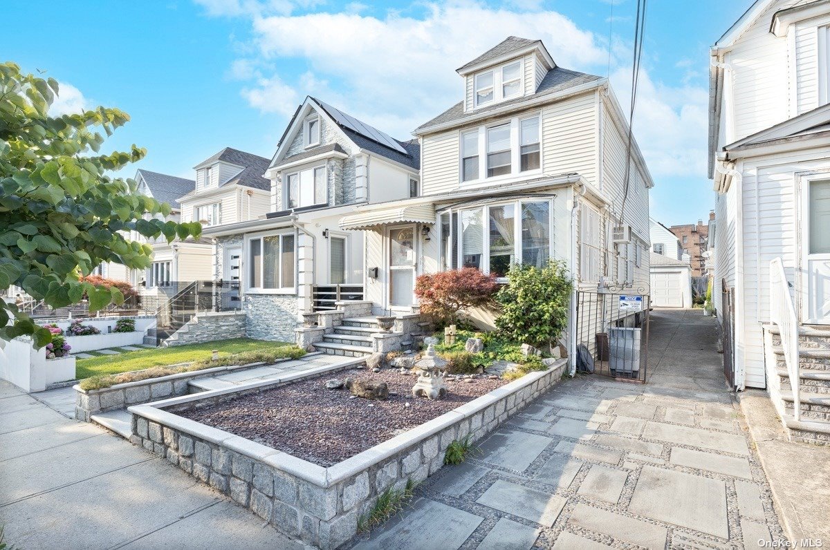 #1 photo, 62-77 Wetherole Street, 皇后區 雷哥公園 Rego Park , NY 11374
