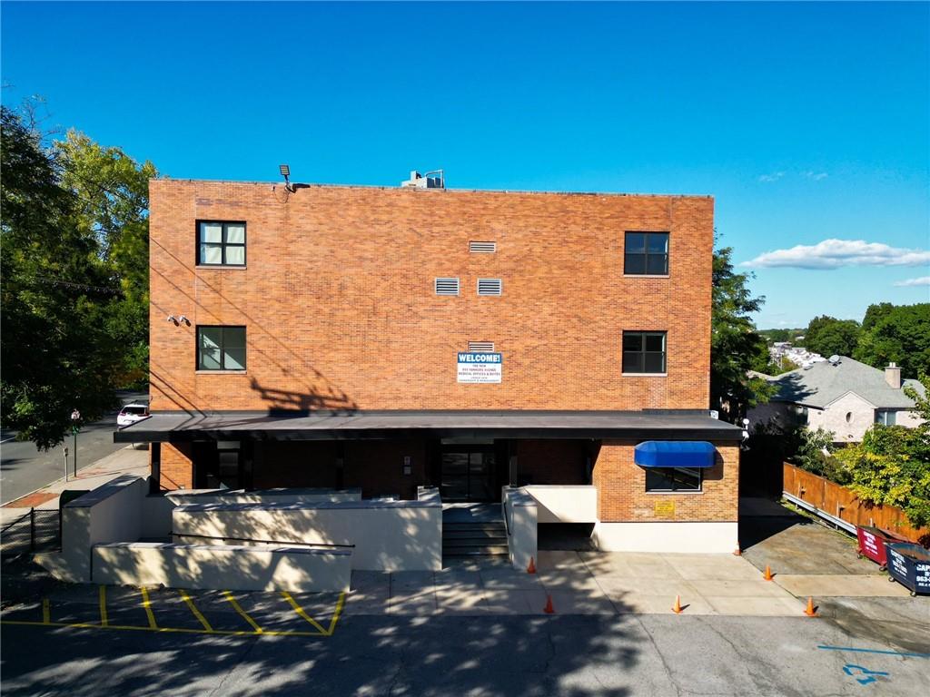 #3 photo, 949-955 YONKERS Avenue, Yonkers , NY 10704