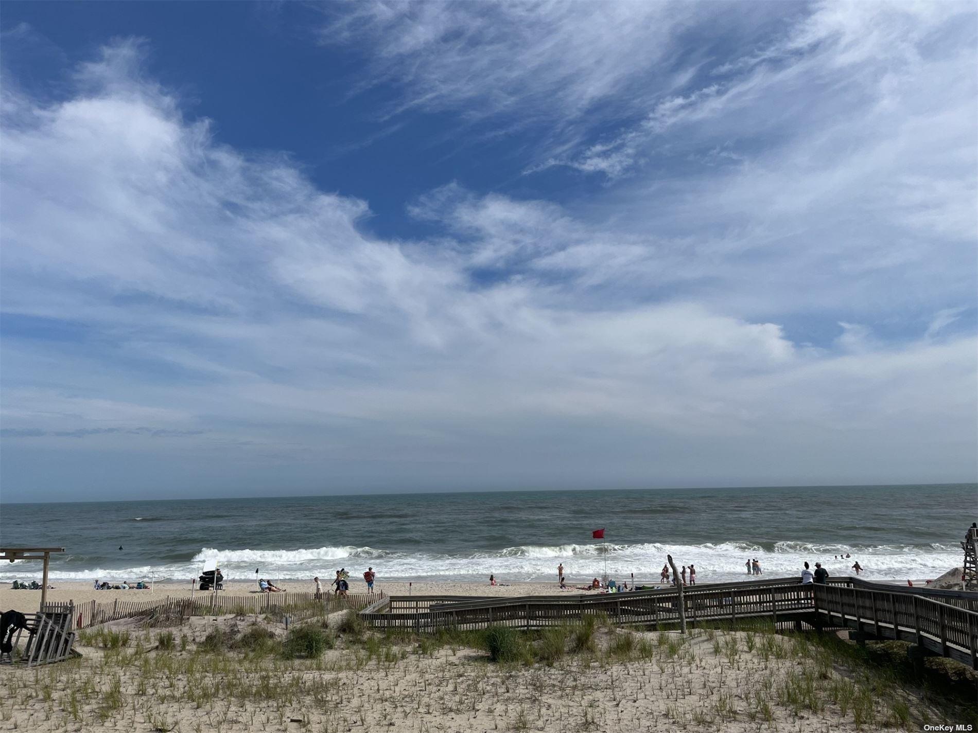 #14 photo, 85 Bungalow Walk, सफ़ोक काउंटी Ocean Beach , NY 11770