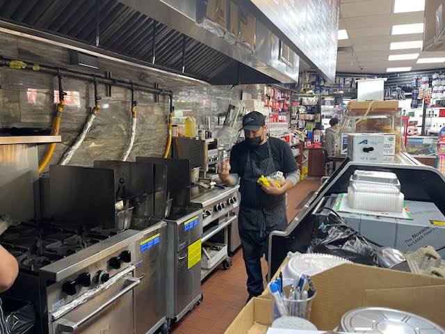 #13 photo, 192 Port Richmond Ave., スタテンアイランド Staten Island , NY 10302