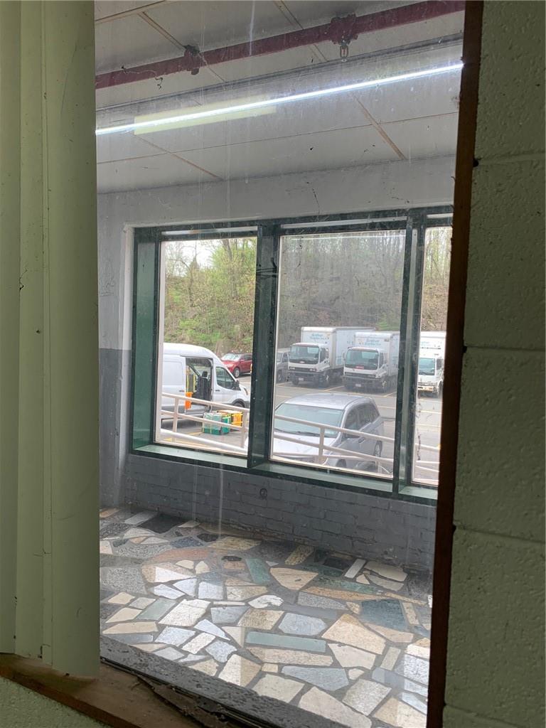 #5 photo, 3199 Albany Post Road, Buchanan , NY 10511