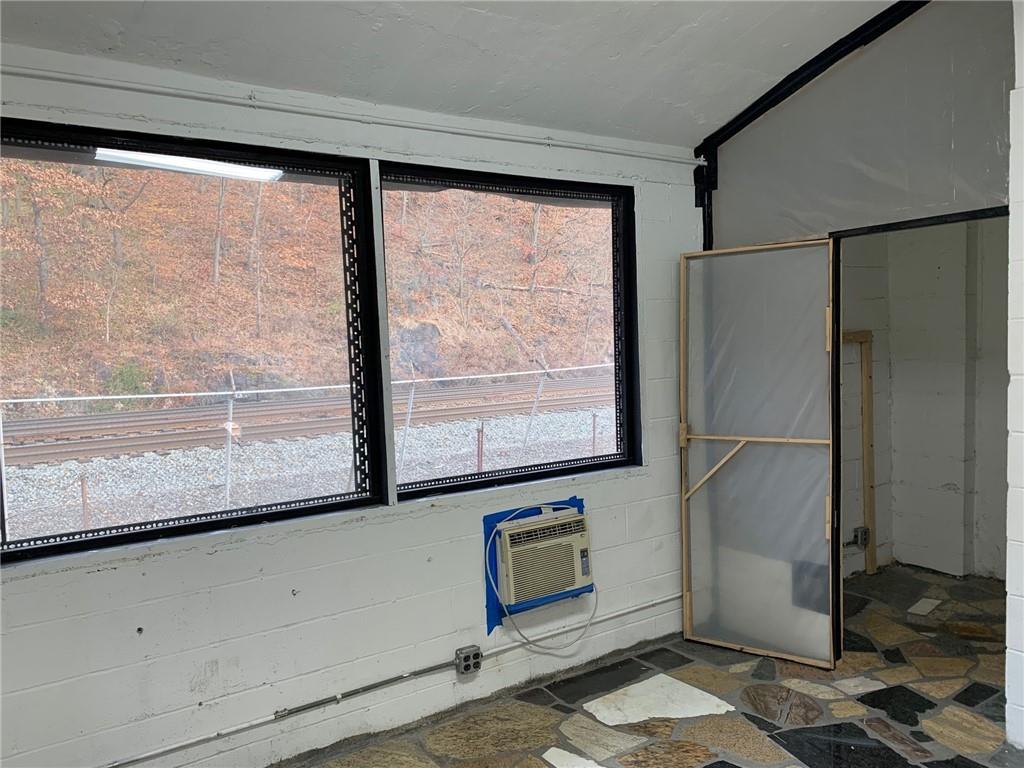 #3 photo, 3199 Albany Post Road, Buchanan , NY 10511