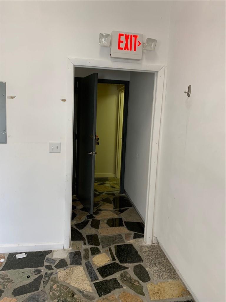 #4 photo, 3199 Albany Post Road, Buchanan , NY 10511