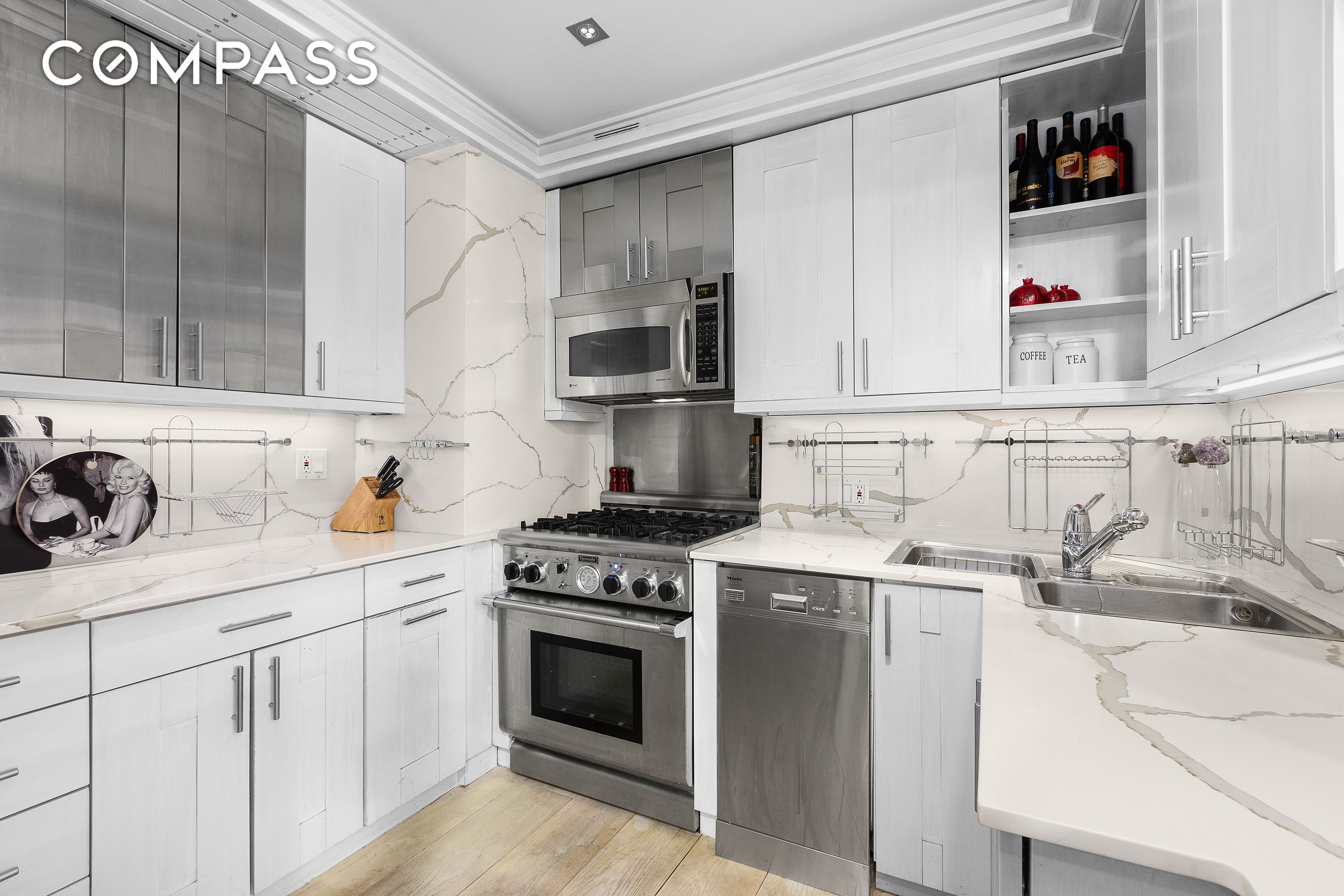 #1 photo, 117 E 57th Street, Midtown East , NY 10022