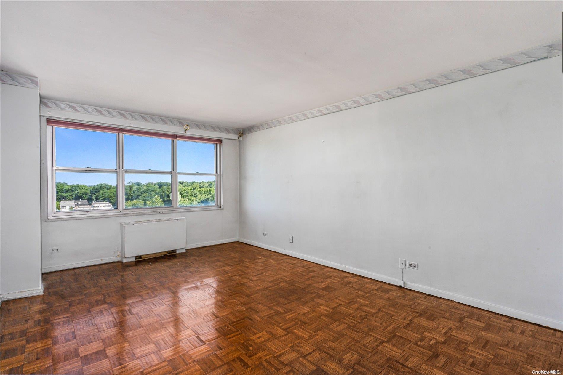 #17 photo, 17-85 215th Street, クイーンズ区 Bayside , NY 11360