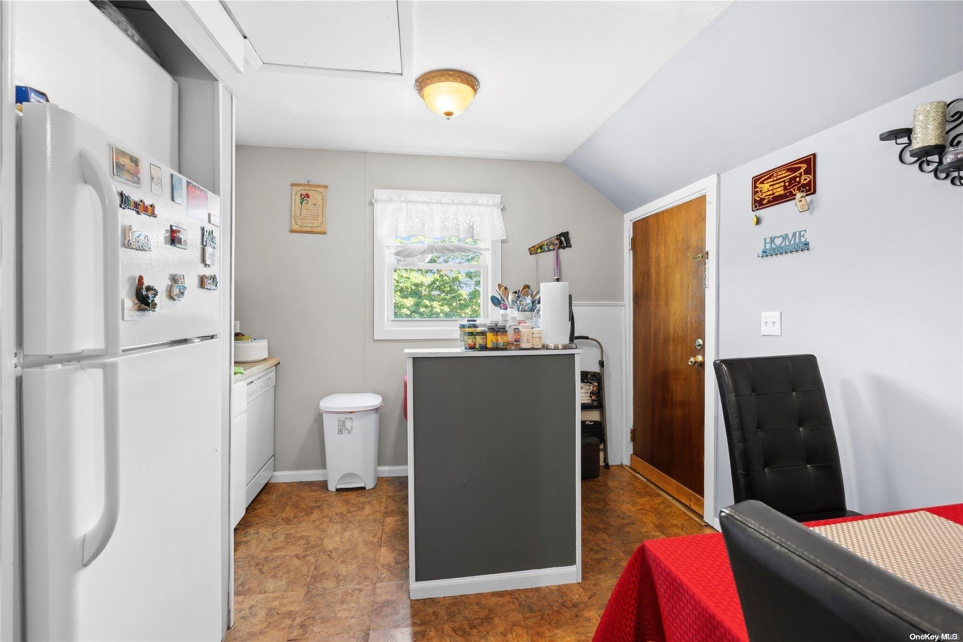 #13 photo, 218 Main Road Rt-25, Aquebogue , NY 11901