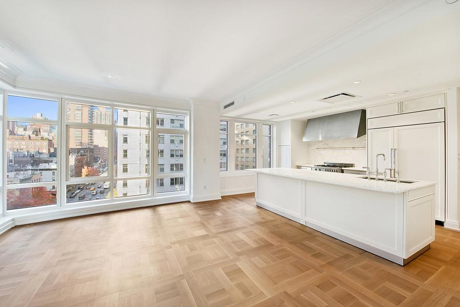 #1 photo, 200 E 79TH Street, Lenox Hill , NY 10075